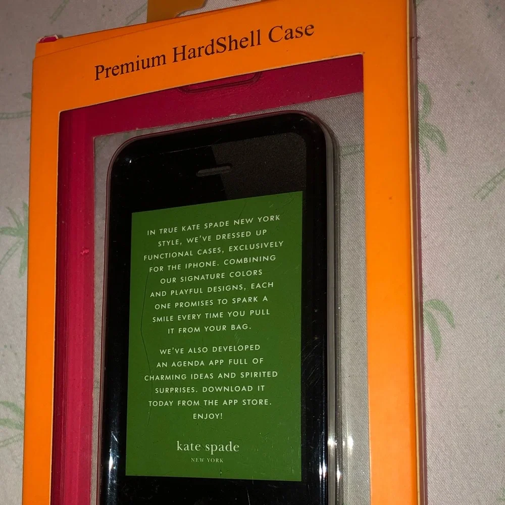 Kate Spade newspaper iPhone 4 case NWOT
